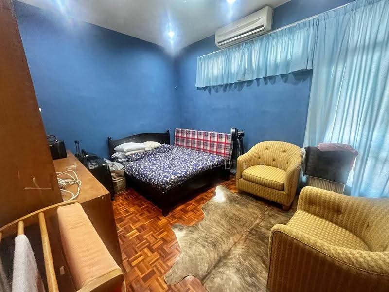 Rumah Teres 3-Tingkat untuk Dijual di Ampang Jaya (Ampang) - Ibrahim Iderus - Bedroom - PropertyGuru.com.my