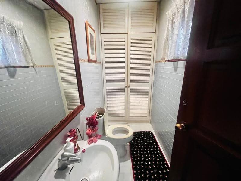 Rumah Teres 3-Tingkat untuk Dijual di Ampang Jaya (Ampang) - Ibrahim Iderus - Bathroom - PropertyGuru.com.my