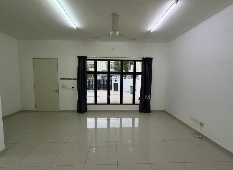 2-storey Terraced House for Rent in Setia Ecohill (Semenyih) - Joey Lim - Living Room - PropertyGuru.com.my