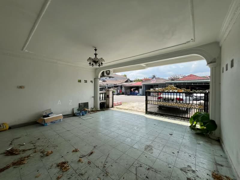 Rumah Teres 2 Tingkat untuk Dijual di Lembah Keramat (Ulu Kelang) - Azli Ibrahim - Living Room - PropertyGuru.com.my