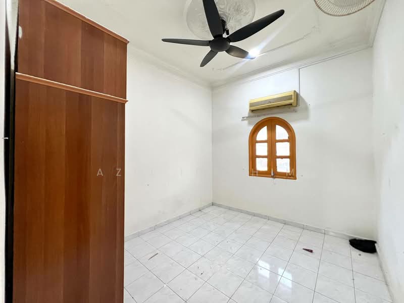 Rumah Teres 2 Tingkat untuk Dijual di Lembah Keramat (Ulu Kelang) - Azli Ibrahim - Bedroom - PropertyGuru.com.my