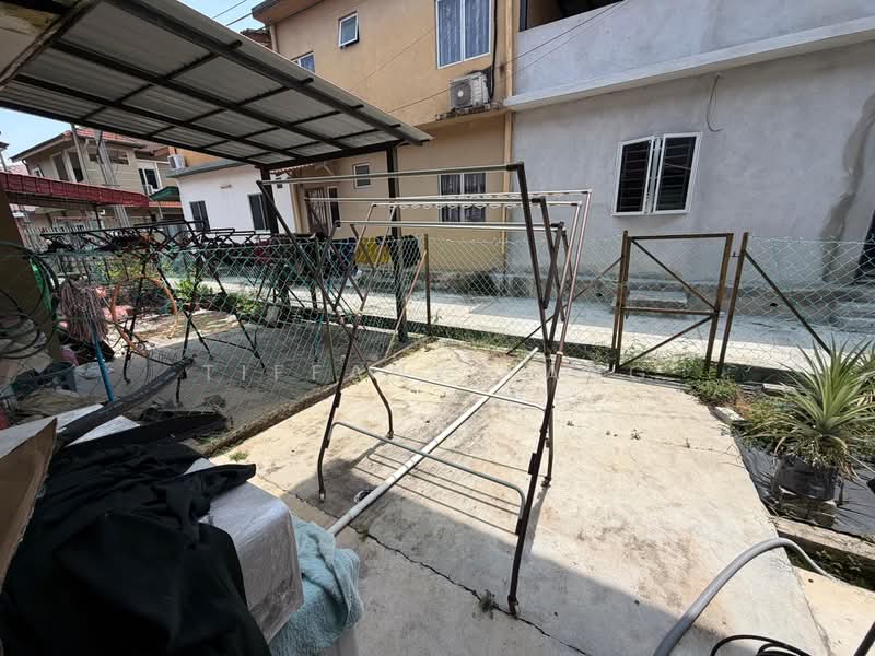 Rumah Teres 2-Tingkat untuk Dijual di Rawang (Selangor) - Tiffany Yang - Backyard - PropertyGuru.com.my