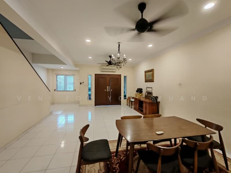 2-storey Terraced House for Rent in Setia Alam (Selangor) - Veni Foo Yoke Fuang - Living Room - PropertyGuru.com.my