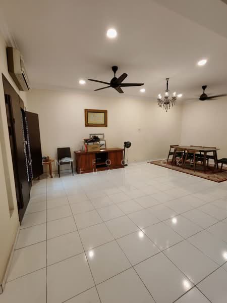 2-storey Terraced House for Rent in Setia Alam (Selangor) - Veni Foo Yoke Fuang - Living Room - PropertyGuru.com.my