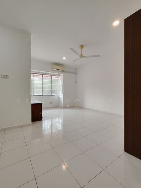 2-storey Terraced House for Rent in Setia Alam (Selangor) - Veni Foo Yoke Fuang - Living Room - PropertyGuru.com.my