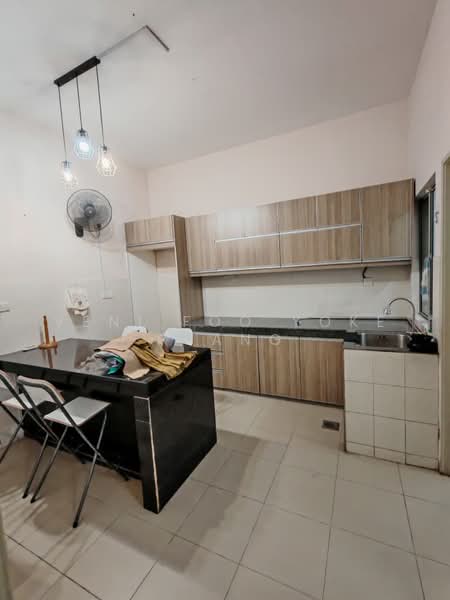 2-storey Terraced House for Rent in Setia Alam (Selangor) - Veni Foo Yoke Fuang - Kitchen - PropertyGuru.com.my