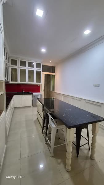 Rumah Berkembar untuk Disewa di Saujana (Selangor) - May Chen - Kitchen - PropertyGuru.com.my