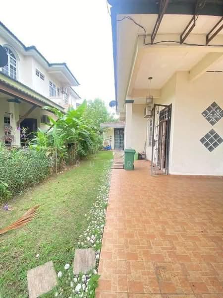 Rumah Berkembar untuk Dijual di Taman Kelana (Alor Setar) - Hasrul Rosli - Exterior - PropertyGuru.com.my