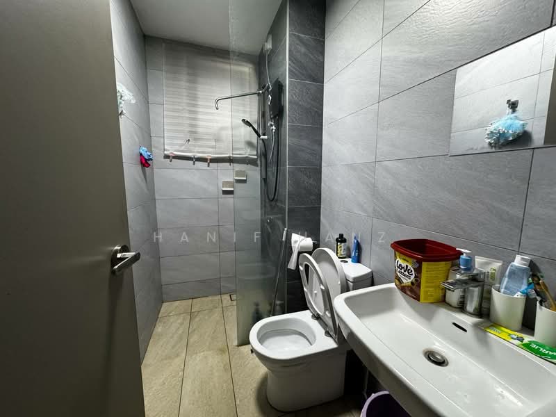 Condominium for Sale at Bennington Residences @ SkyArena - Hanif Hanz - Bathroom - PropertyGuru.com.my