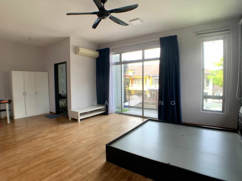Rumah Teres 2-Tingkat untuk Dijual di Taman Molek (Johor Bahru) - Wallace Ang - Bedroom - PropertyGuru.com.my