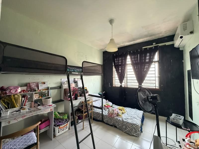 Pangsapuri untuk Dijual di Villa Krystal Apartment - Zoey Lee - PropertyGuru.com.my