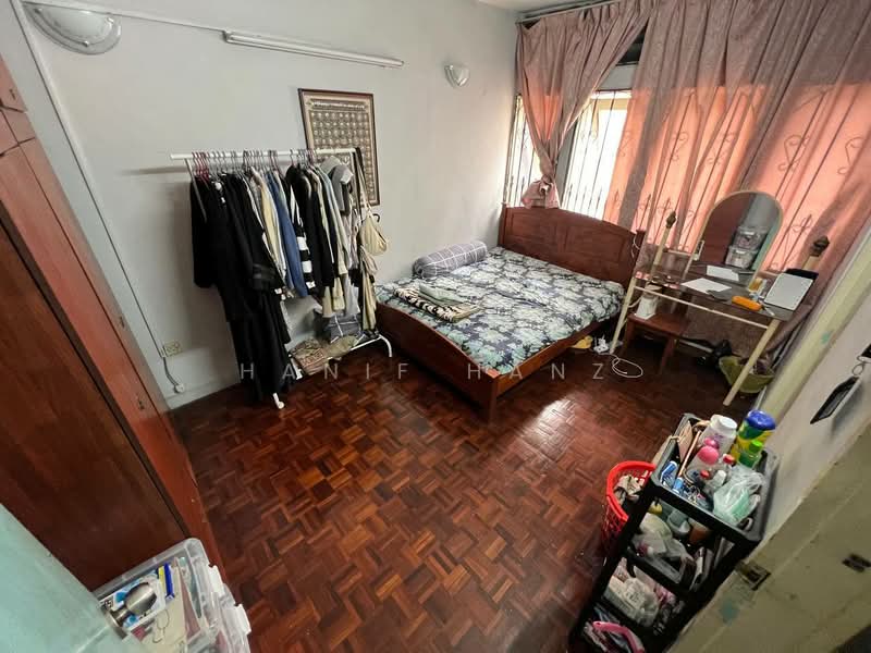 Rumah Teres 2 Tingkat untuk Dijual di Taman Subang Ss3 (Petaling Jaya) - Hanif Hanz - Bedroom - PropertyGuru.com.my