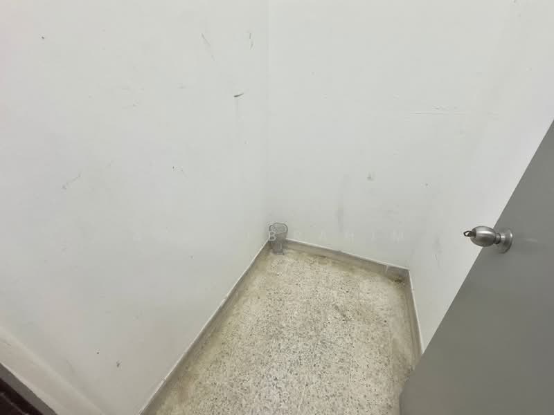 1-storey Terraced House for Sale in SS 3, Taman Universiti (Petaling Jaya) - Azli Ibrahim - Interior - PropertyGuru.com.my