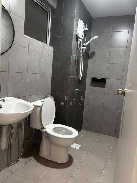 Condominium for Rent at Residensi Sateria - Shirley Chan - Bathroom - PropertyGuru.com.my