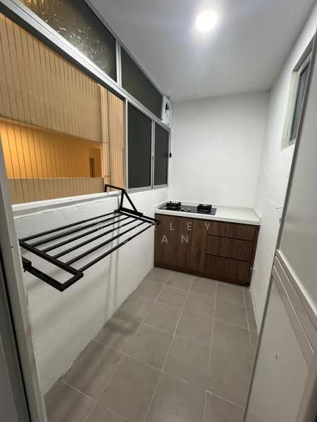 Condominium for Rent at Residensi Sateria - Shirley Chan - Kitchen - PropertyGuru.com.my