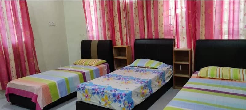 Bungalow for Sale in Taman Teratai Jingga (Alor Setar) - Hasrul Rosli - Bedroom - PropertyGuru.com.my
