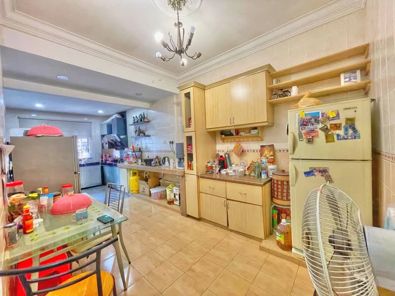 Rumah Teres 2 Tingkat untuk Dijual di Putra Heights (Subang Jaya) - Keasavan Hari Krishnan - Kitchen - PropertyGuru.com.my