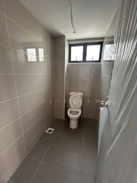 Shop / Office for Rent in Taman Sutera (Johor Bahru) - Julie Yew - Bathroom - PropertyGuru.com.my