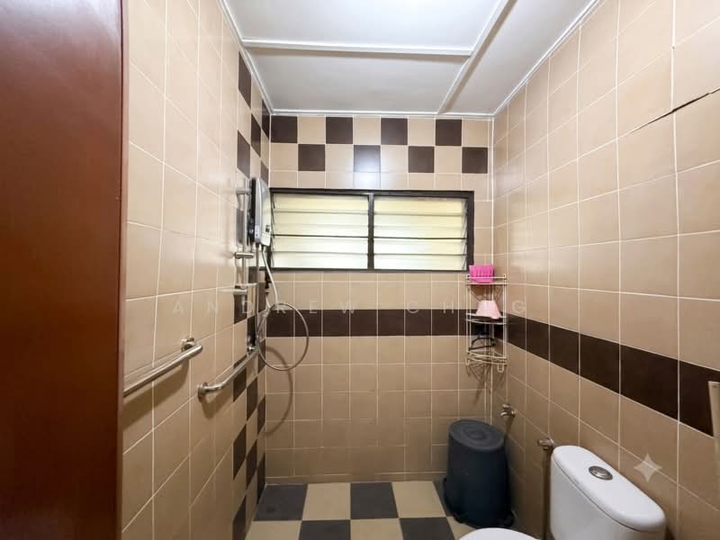 2-storey Terraced House for Sale in Taman Desa (Kuala Lumpur) - Andrew Chng - Bathroom - PropertyGuru.com.my