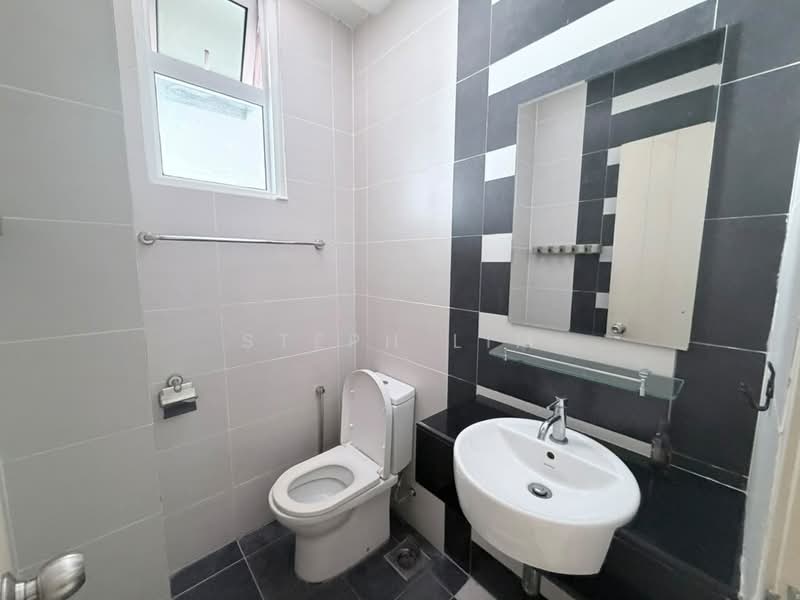 Apartment for Rent at Central Residence @ Sungai Besi - Steph Lim - Bathroom - PropertyGuru.com.my