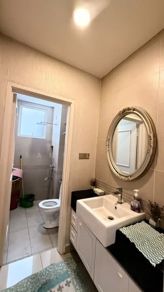 Cluster House for Sale in Taman Gaya (Ulu Tiram) - Samuel Lee - Bathroom - PropertyGuru.com.my