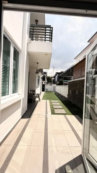 Cluster House for Sale in Taman Gaya (Ulu Tiram) - Samuel Lee - Exterior - PropertyGuru.com.my