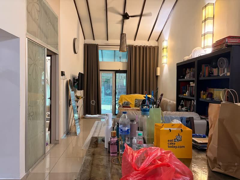 Rumah Teres 1.5 Tingkat untuk Dijual di Taman Tun Dr Ismail (Kuala Lumpur) - Thoriq Suparman - Living Room - PropertyGuru.com.my