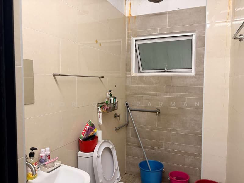 Rumah Teres 1.5 Tingkat untuk Dijual di Taman Tun Dr Ismail (Kuala Lumpur) - Thoriq Suparman - Bathroom - PropertyGuru.com.my