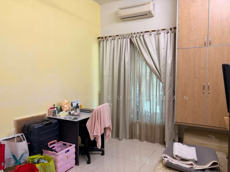 Rumah Teres 1.5 Tingkat untuk Dijual di Taman Tun Dr Ismail (Kuala Lumpur) - Thoriq Suparman - Bedroom - PropertyGuru.com.my