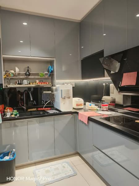 Servis Apartment untuk Dijual di The Stone - Annie Tan - Kitchen - PropertyGuru.com.my