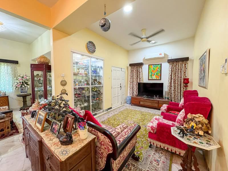 Rumah Berkembar untuk Dijual di Seremban (Negeri Sembilan) - Norafian SMH - Living Room - PropertyGuru.com.my