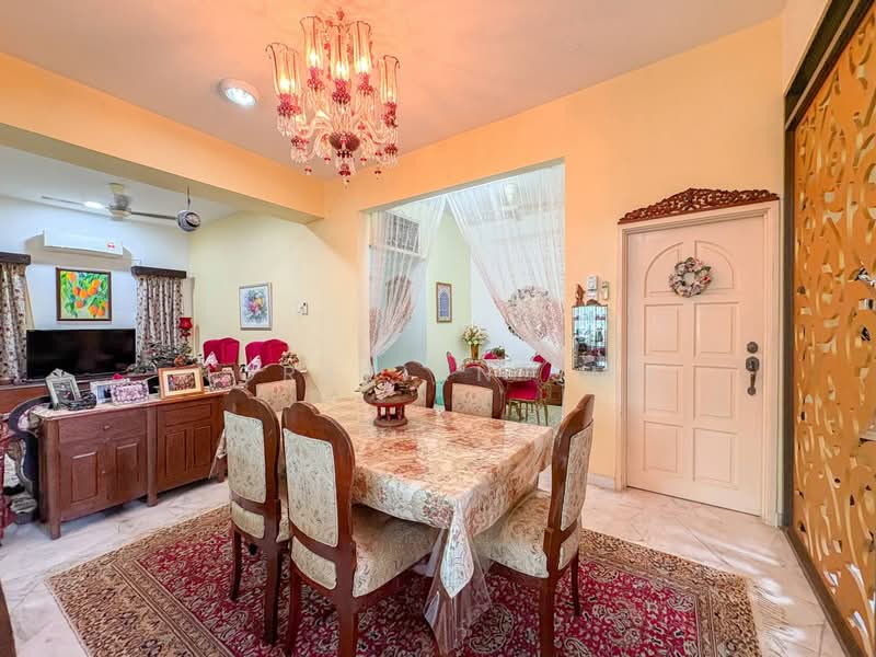 Rumah Berkembar untuk Dijual di Seremban (Negeri Sembilan) - Norafian SMH - Dining Room - PropertyGuru.com.my