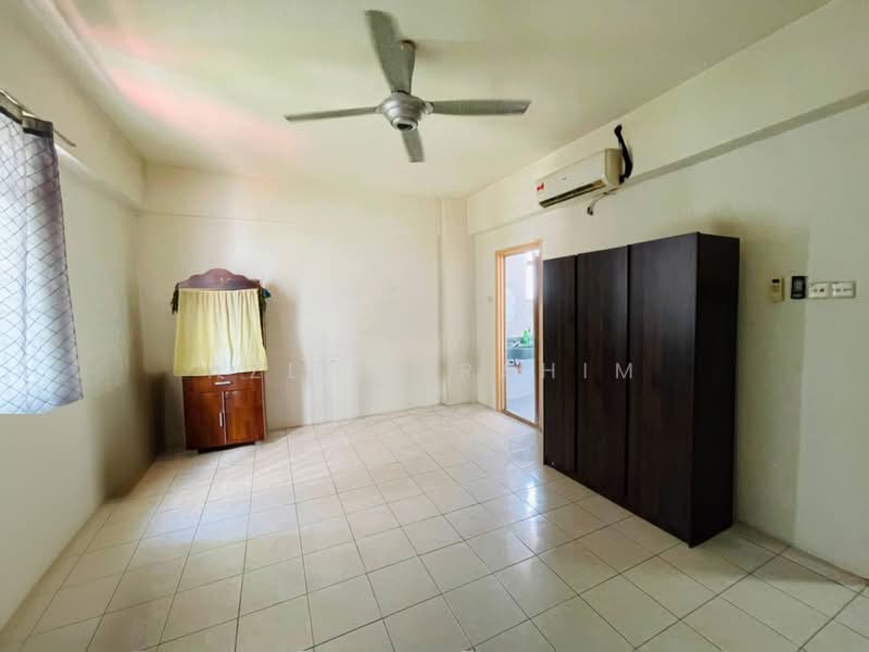 Condominium for Sale at pelangi condominium - Azli Ibrahim - Interior - PropertyGuru.com.my