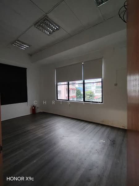 Shop / Office for Rent in Petaling Jaya (Selangor) - Chris Lim - Interior - PropertyGuru.com.my