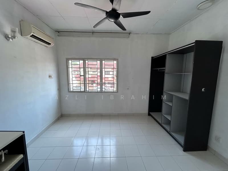 2-storey Terraced House for Sale in TAMAN PUCHONG UTAMA (Puchong) - Azli Ibrahim - Interior - PropertyGuru.com.my