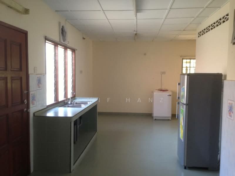 2-storey Terraced House for Sale in Setapak (Kuala Lumpur) - Hanif Hanz - Kitchen - PropertyGuru.com.my