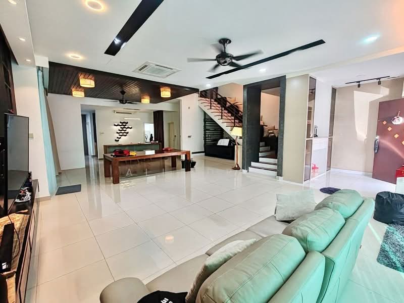 Rumah Berkembar untuk Dijual di Cyberjaya (Selangor) - Ali Idris - Living Room - PropertyGuru.com.my