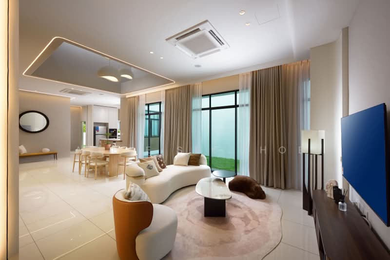 Rumah Teres 2 Tingkat untuk Dijual di Taman Simpang Ampat (Simpang Ampat) - Adele See Thoe - Living Room - PropertyGuru.com.my