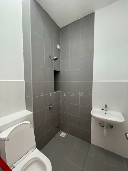 2-storey Terraced House for Rent in Eco Forest (Semenyih) - CK Law - Bathroom - PropertyGuru.com.my