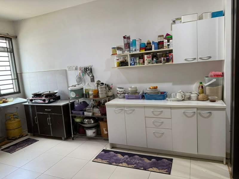 Rumah Teres 2 Tingkat untuk Dijual di Taman Scientex Senai (Senai) - ALHAFIZ AZIS - Kitchen - PropertyGuru.com.my