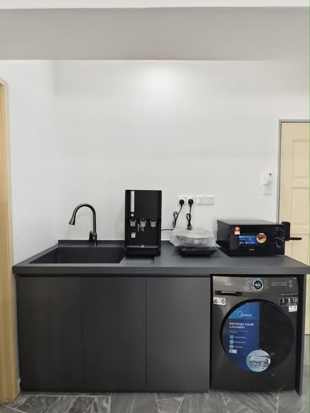 Kondominium untuk Disewa di Danau Idaman - Ivan Lum - Kitchen - PropertyGuru.com.my