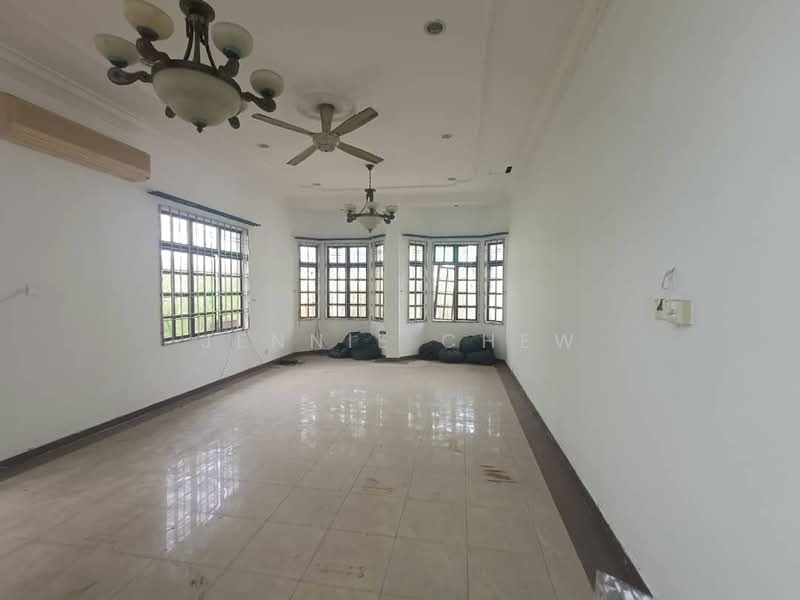 Rumah Banglo untuk Dijual di Taman Majidee (Johor Bahru) - Jennie Chew - Living Room - PropertyGuru.com.my