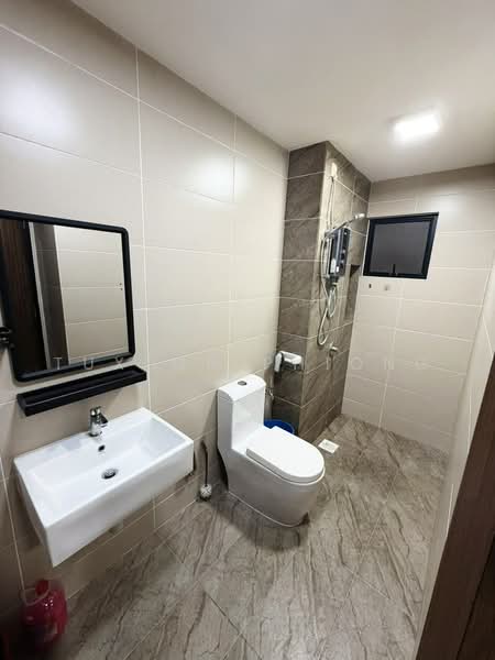 Service Residence for Rent at Veranda Residence - Tuxton Phiong - Bathroom - PropertyGuru.com.my