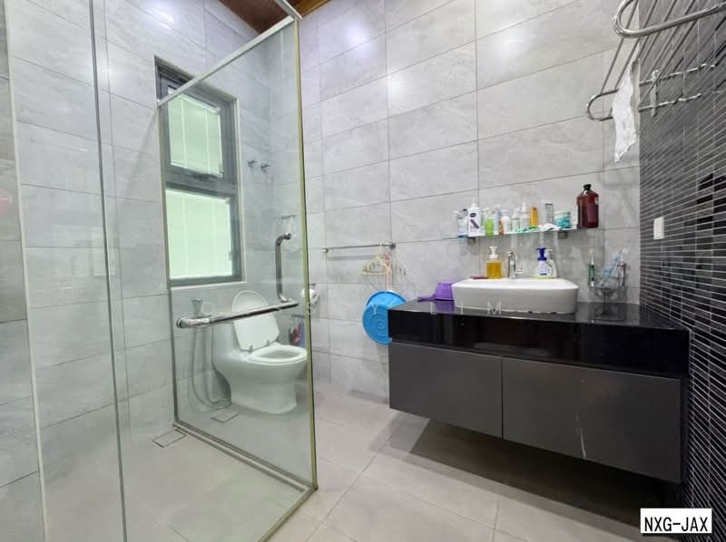 Bungalow House untuk Dijual di Setia Alam (Selangor) - Cassey Lim - Bathroom - PropertyGuru.com.my