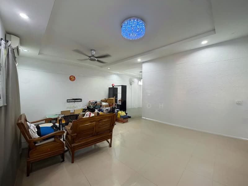 Terraced House for Sale in Island Glades (Jelutong) - Qyan Goh - Living Room - PropertyGuru.com.my