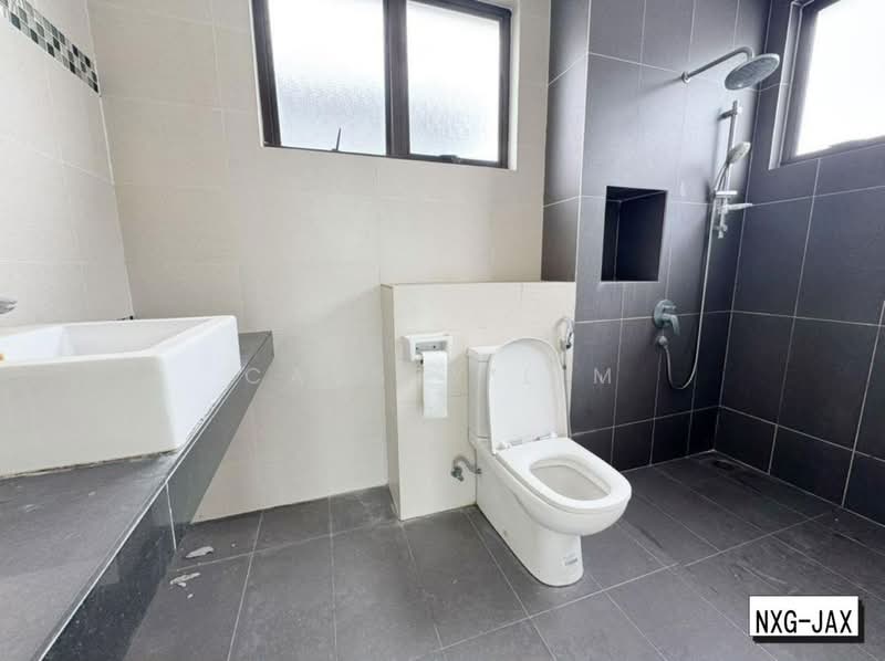 Rumah Berkembar untuk Dijual di Setia Alam (Selangor) - Cassey Lim - Bathroom - PropertyGuru.com.my