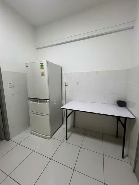 Servis Apartment untuk Disewa di Axis Crown - Viven Chia - Kitchen - PropertyGuru.com.my
