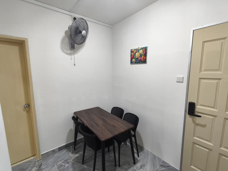 Kondominium untuk Disewa di Danau Idaman - Ivan Lum - Dining Room - PropertyGuru.com.my