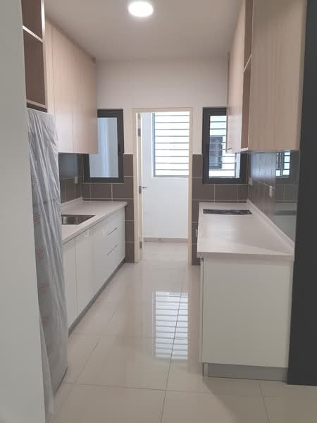 Kondominium untuk Dijual di Lakeville Residence - JK Leong - Kitchen - PropertyGuru.com.my