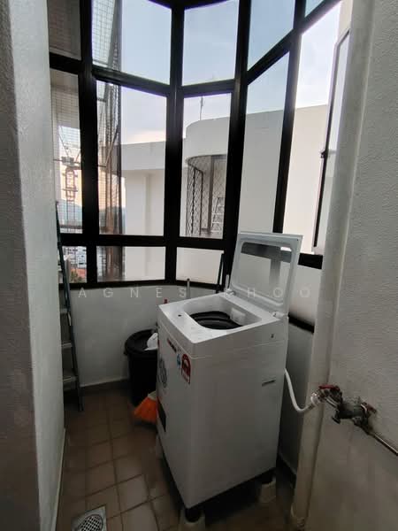 Pangsapuri untuk Disewa di Desa Pelangi - Agnes Khoo - Balcony - PropertyGuru.com.my